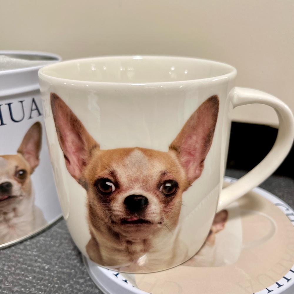 Chihuahua Dog Metal Tin and Ceramic Coffee & Tea Mug Gift Set NEW - Picture 2 of 7
